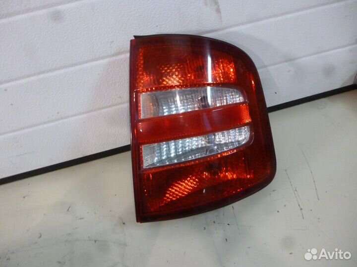 Фонарь правый Skoda Fabia Combi универсал