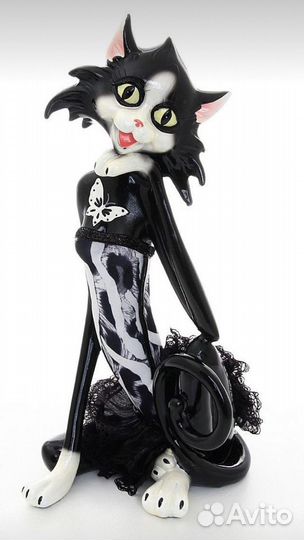 Статуэтка из полистоуна