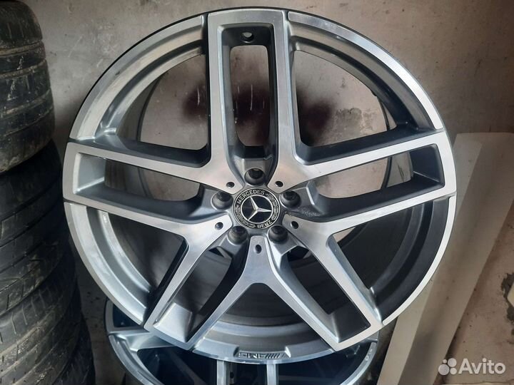 Комплект разношироких ориг.дисков R20 на Мерс GLE