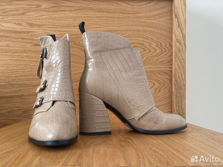 Полусапоги женские 39