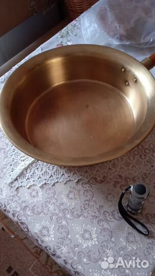 Латунный таз с ручкой