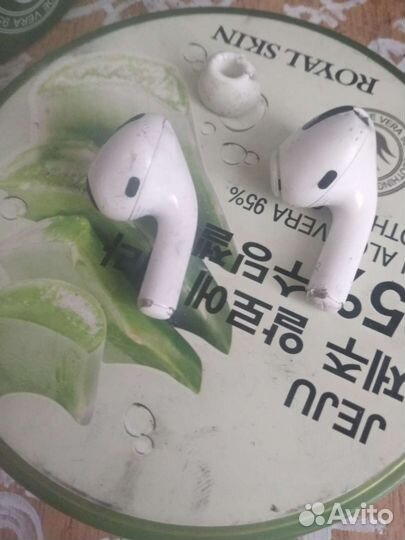Apple airpods Pro правый