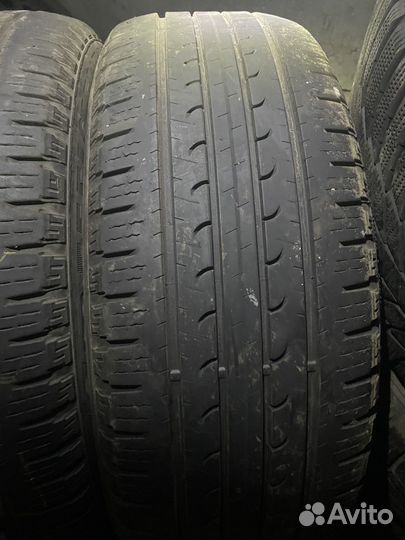 Goodyear EfficientGrip SUV 4x4 235/55 R19 105V