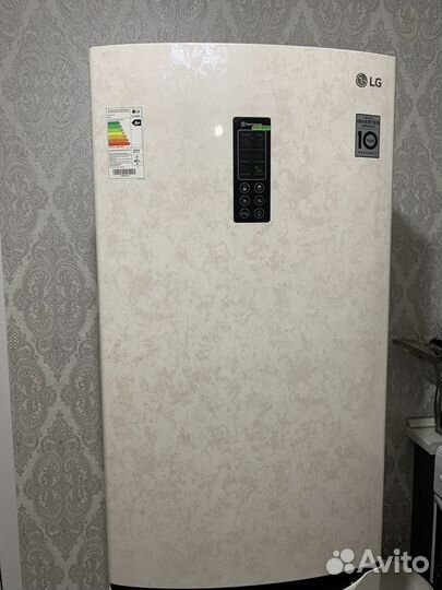 Холодильник LG