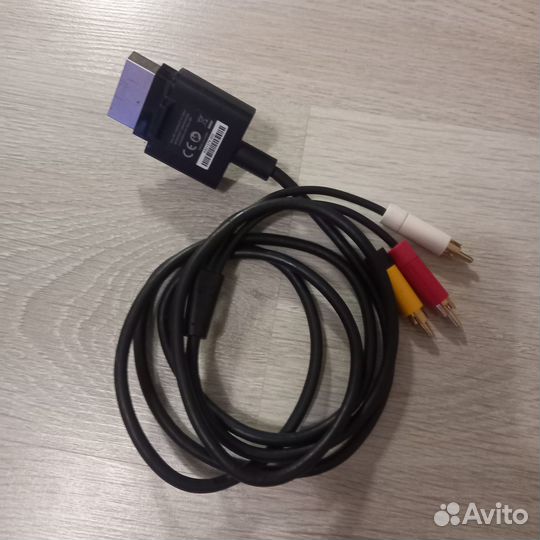 Оригинальный av кабель для Xbox 360 в идеале