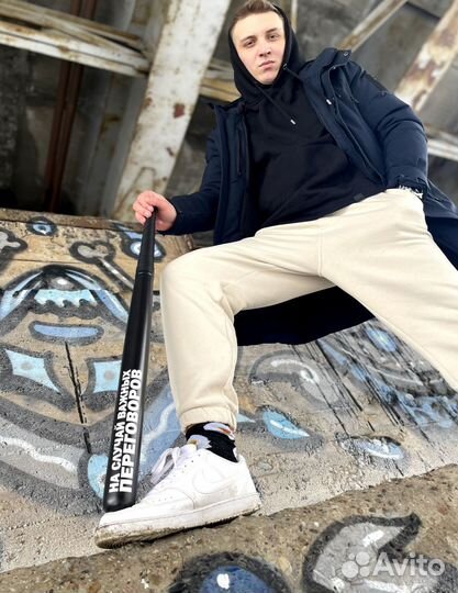 Бейсбольная бита