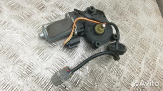 Моторчик стеклоподъемника переднего правого land r