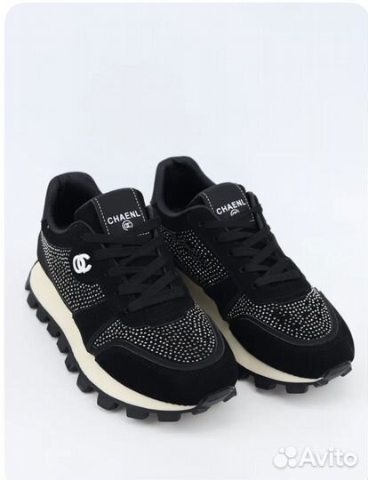 Кроссовки женские со стразами 40 размер