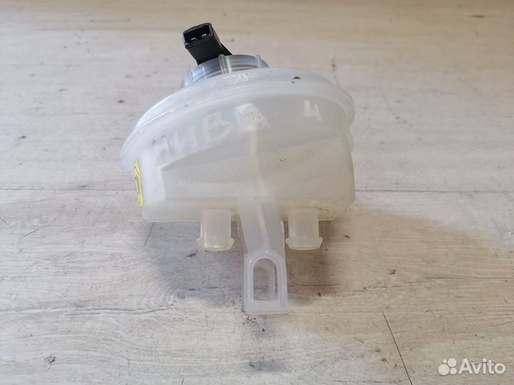 Бачок тормозного цилиндра Chevrolet Niva Нива