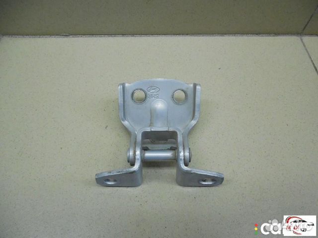 Петля двери задний лев. верх./правой нижняя