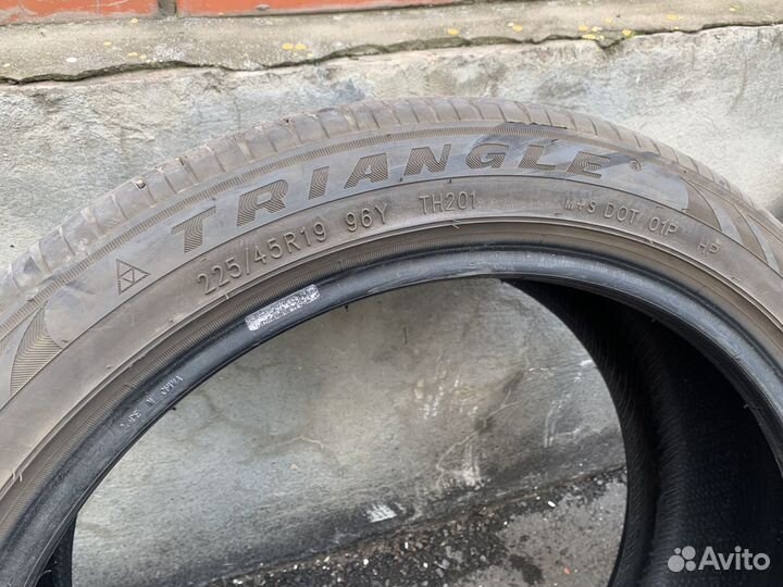 Triangle Sportex TSH11 225/45 R19