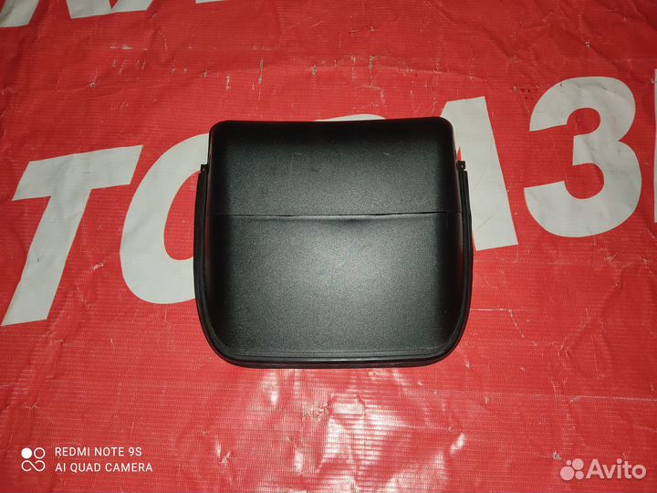 Фонарь задний Митсубиси Каризма