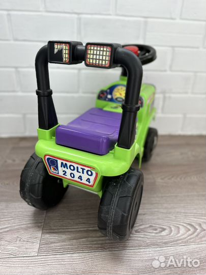 Машинка-каталка