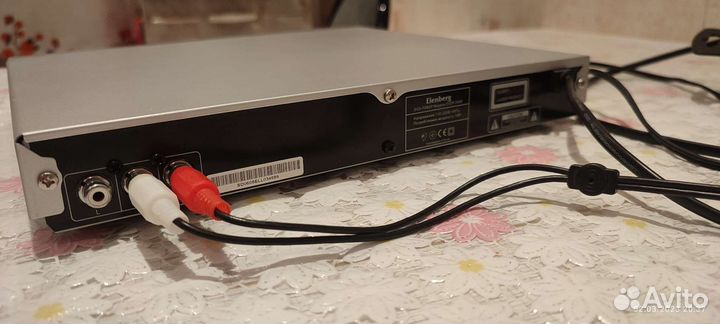 DVD плеер Elenberg