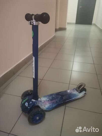 Детский трёхколёсный самокат Reaction Mic Boy