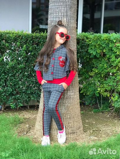 Костюм тройка