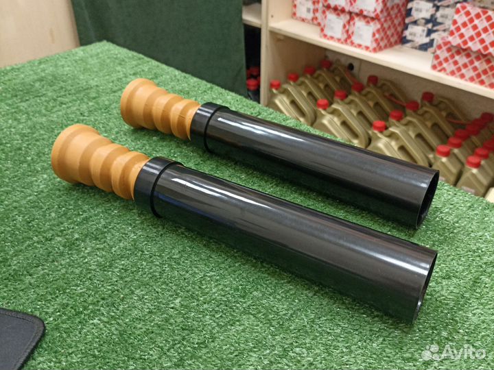 Пыльник заднего амортизатора Volvo C30 (06-12г)