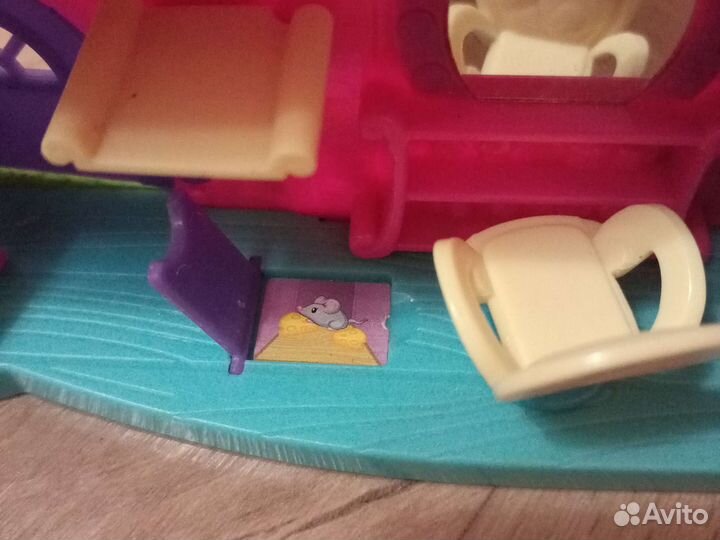 Игрушка домик