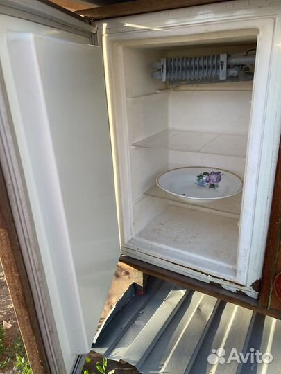 Тумба холодильник для реставрации работает