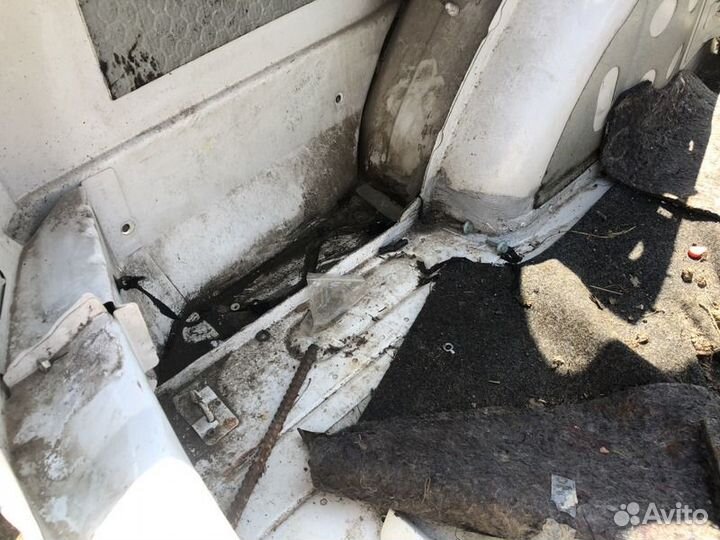 Панель задняя Skoda Octavia 2000 2011