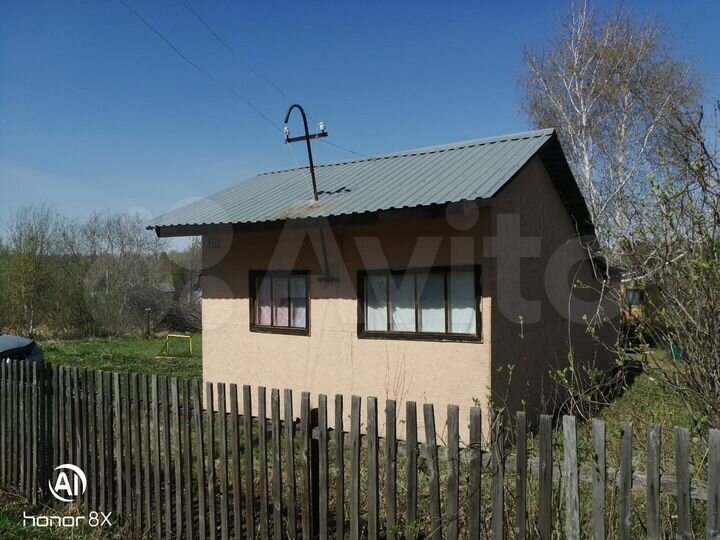 Дача 25 м² на участке 6 сот.