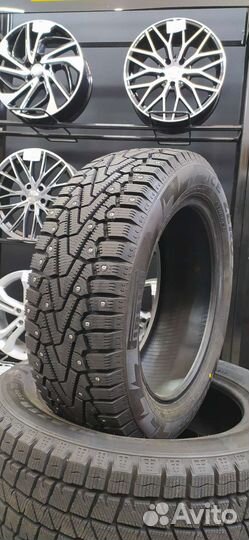 Pirelli Ice Zero 205/55 R16