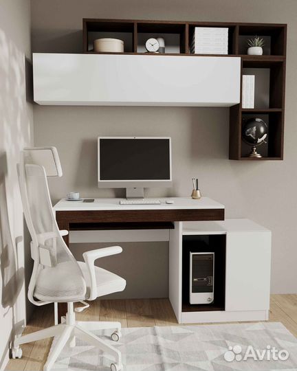 Письменный стол