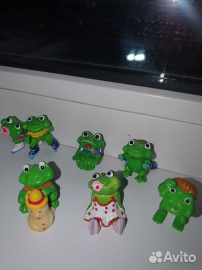 Игрушки из киндера ландрин коллекция лягушек