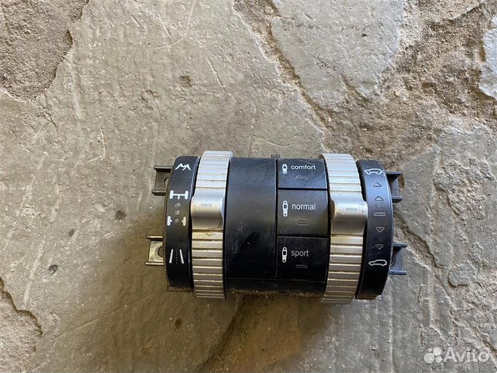 Блок управления пневмоподвески #: 1193 Porsche Ca