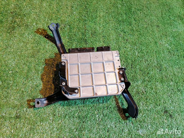 Блок управления двигателем 2AZ-FE 89661-28B50 Toyo