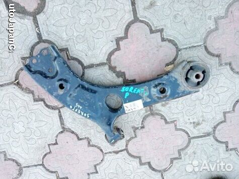 Передний правый рычаг Kia Sorento Prime UM