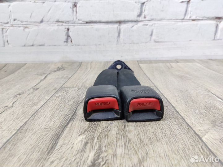 Фиксатор ремня безопасности задний Matiz