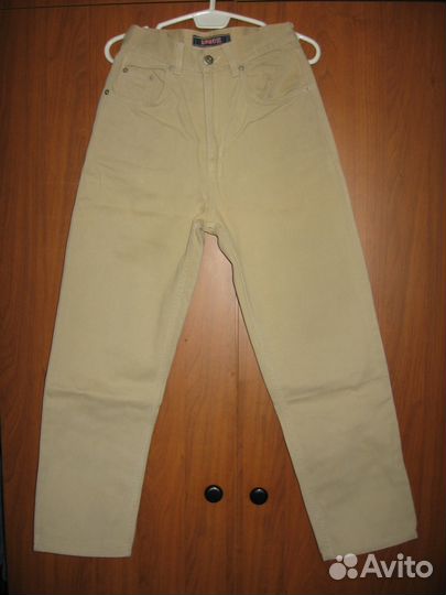 Джинсы бежевые бархатные