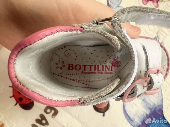 Сандалии для девочки 19 размер