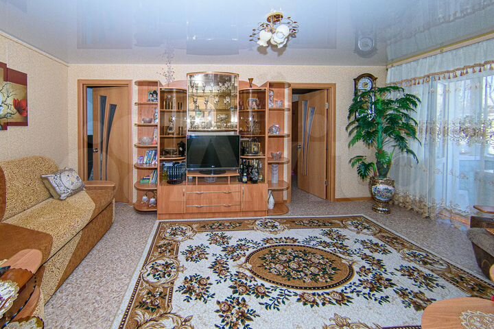 2-к. квартира, 43 м², 4/4 эт.