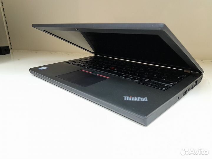 Ноутбук Lenovo / Core I5 / 8Gb DDR4 / Intel