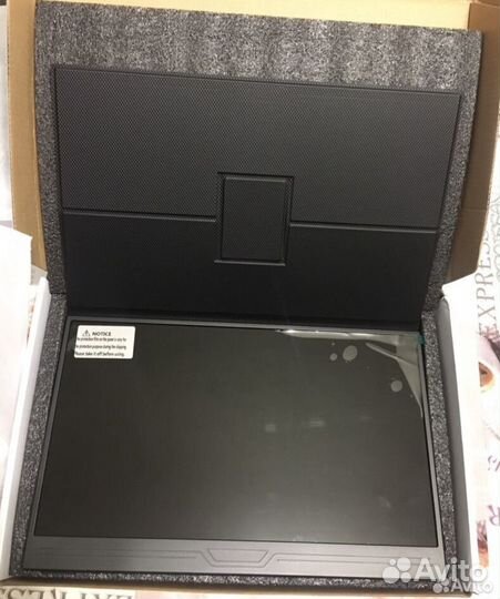 Портативный монитор 14