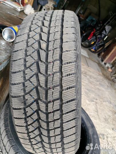 DoubleStar DW02 215/55 R18 95S