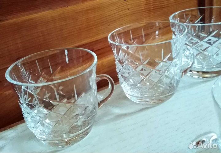 Хрустальные рюмки