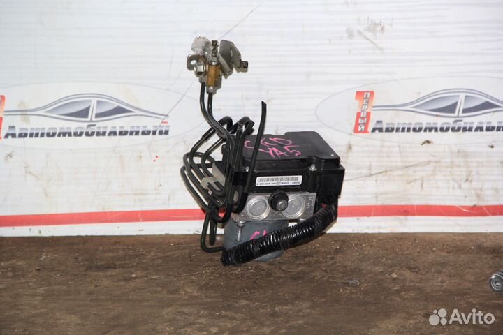 Блок ABS c Subaru Exiga YA5 EJ204