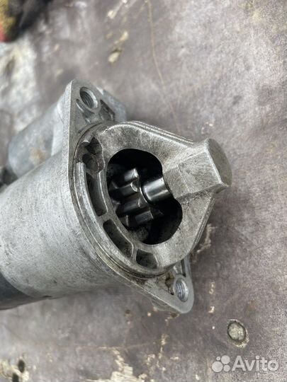 Стартер на Hyundai Elantra 3 XD 2.0 ат G4GC