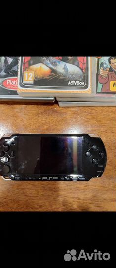 Sony PSP. С играми 5 штук