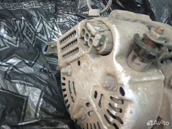 Генератор на короллу