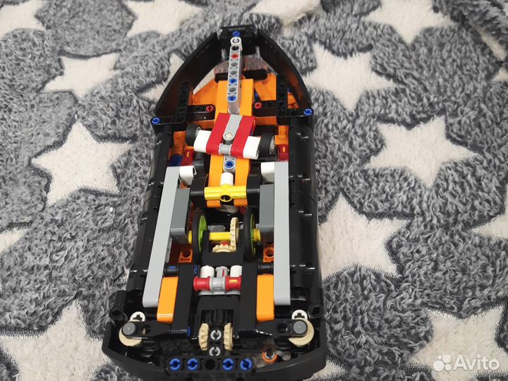 Катер из lego