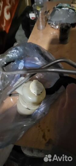 Бачок гура со шлангами mitsubishi