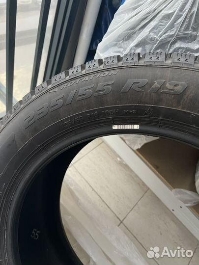 Pirelli Ice Zero 235/55 R19