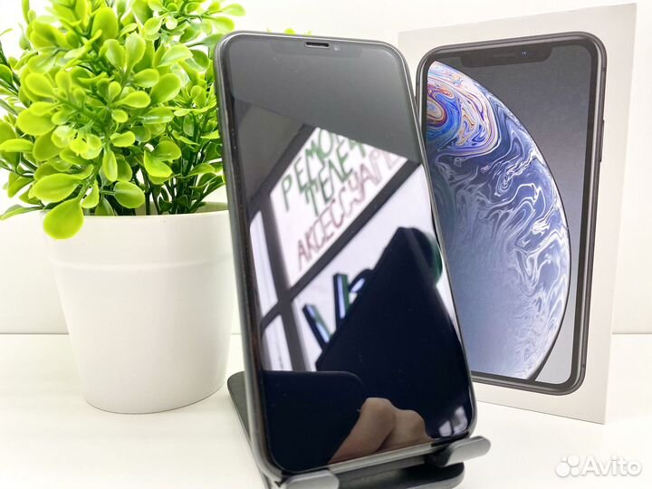 iPhone Xr, 64 ГБ