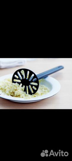 Пресс для пюре Tupperware