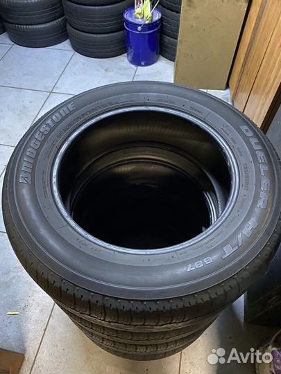 Bridgestone Dueler H/T 687 225/65 R17 101H