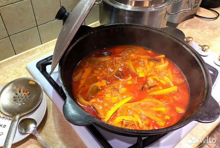 Казан чугунный с крышкой